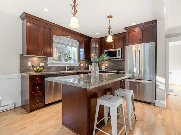 3375 Chesterfield Avenue, North Vancouver, BC, V7N 3N2 - 6