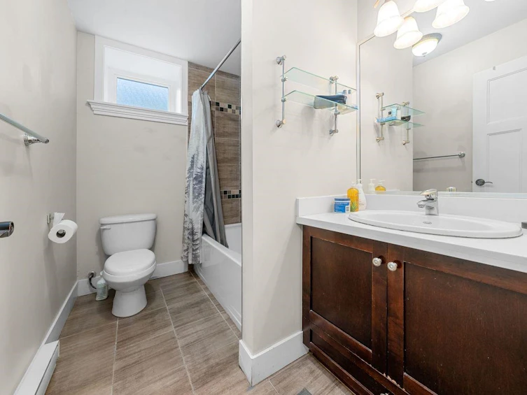 3375 Chesterfield Avenue, North Vancouver, BC, V7N 3N2 - 37