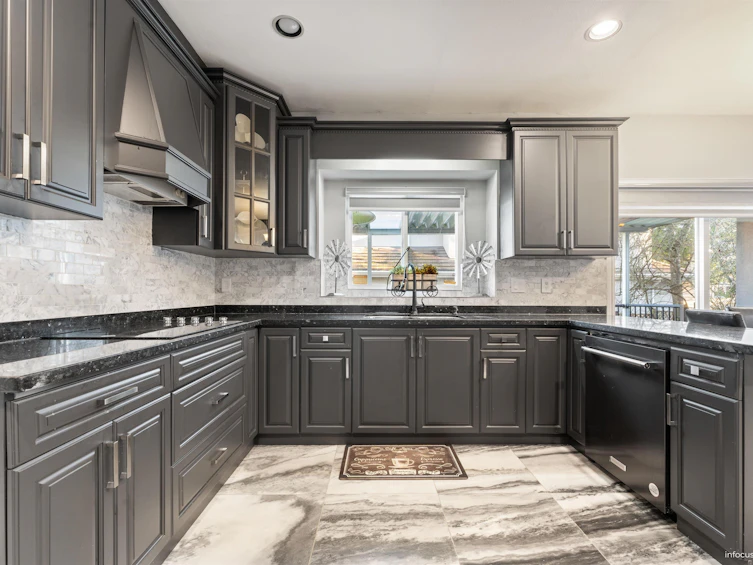 14818 76 Avenue, Surrey, BC, V3S 2H2 - 4