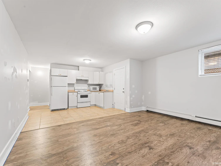 14818 76 Avenue, Surrey, BC, V3S 2H2 - 32