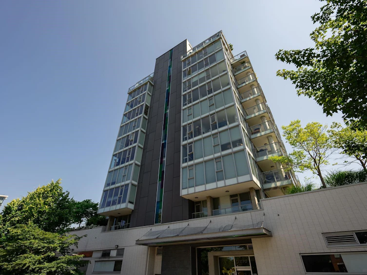 401-2770 Sophia Street, Vancouver, BC, V5Y 0A4 - 2