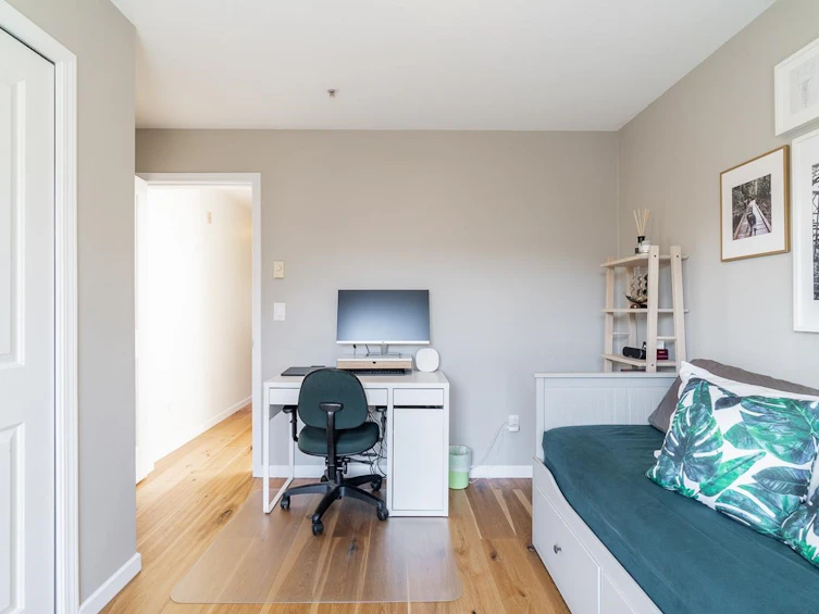 208-332 Lonsdale Avenue, North Vancouver, BC, V7M 3M5 - 17