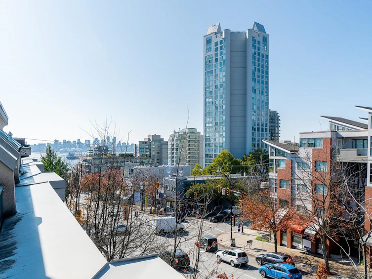 208-332 Lonsdale Avenue, North Vancouver, BC, V7M 3M5 - 21