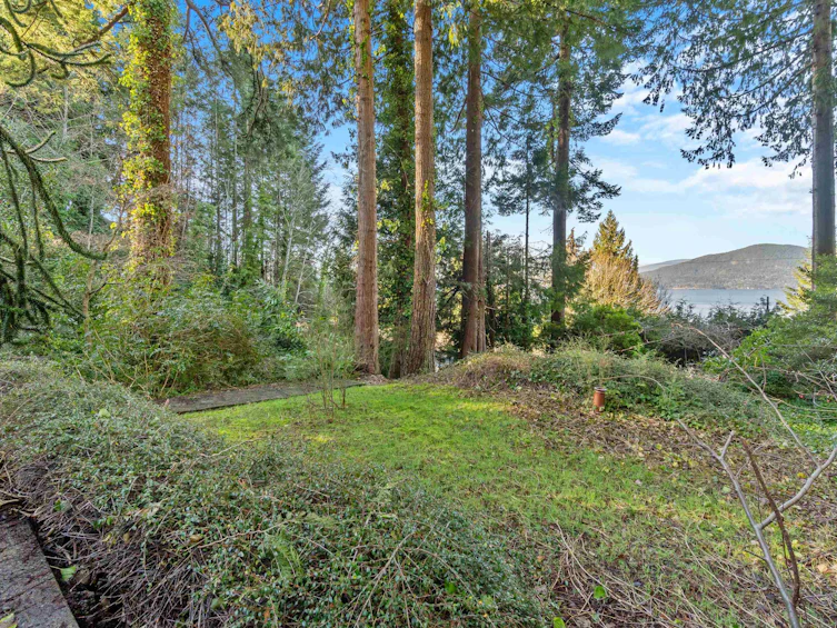 310 Bayview Road, West Vancouver, BC, V0N 2E0 - 33