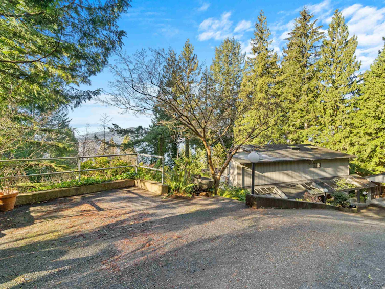 310 Bayview Road, West Vancouver, BC, V0N 2E0 - 38