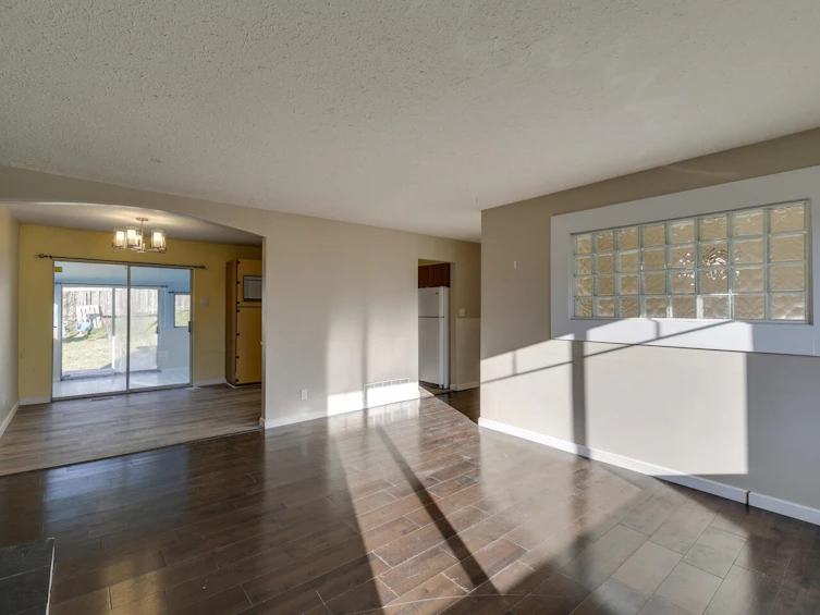 31961 Raven Avenue, Mission, BC, V2V 1B8 - 8