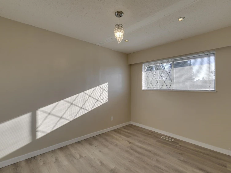 31961 Raven Avenue, Mission, BC, V2V 1B8 - 21