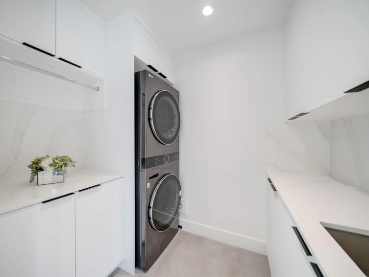 1784 Amble Greene Boulevard, Surrey, BC, V4A 6S5 - 32
