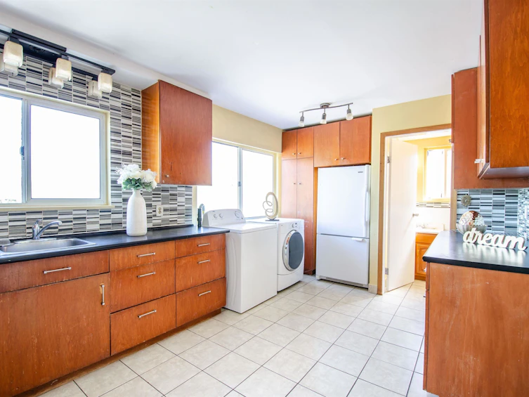 6531 No. 2 Road, Richmond, BC, V7C 3L4 - 18