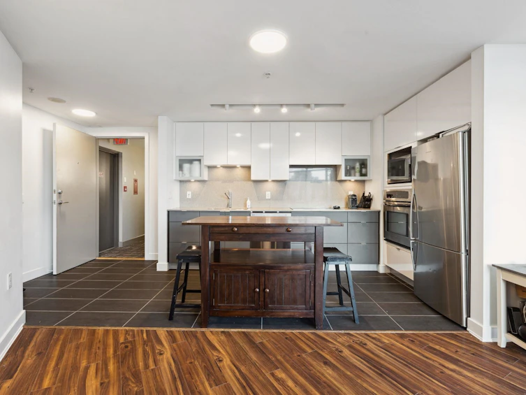 601-175 W 2nd Street, North Vancouver, BC, V7M 0A5 - 11