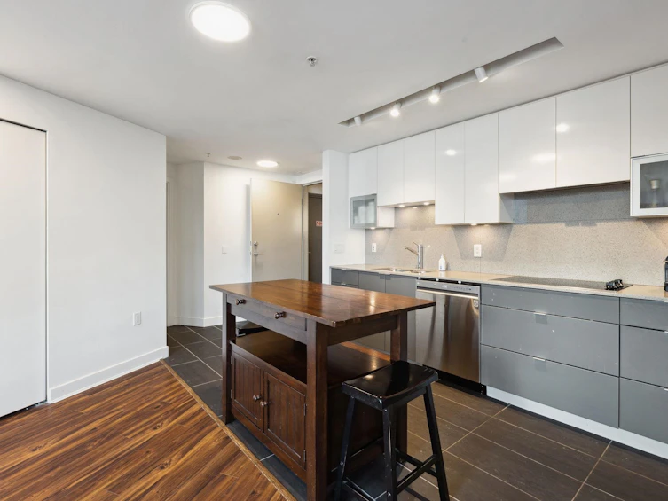 601-175 W 2nd Street, North Vancouver, BC, V7M 0A5 - 14