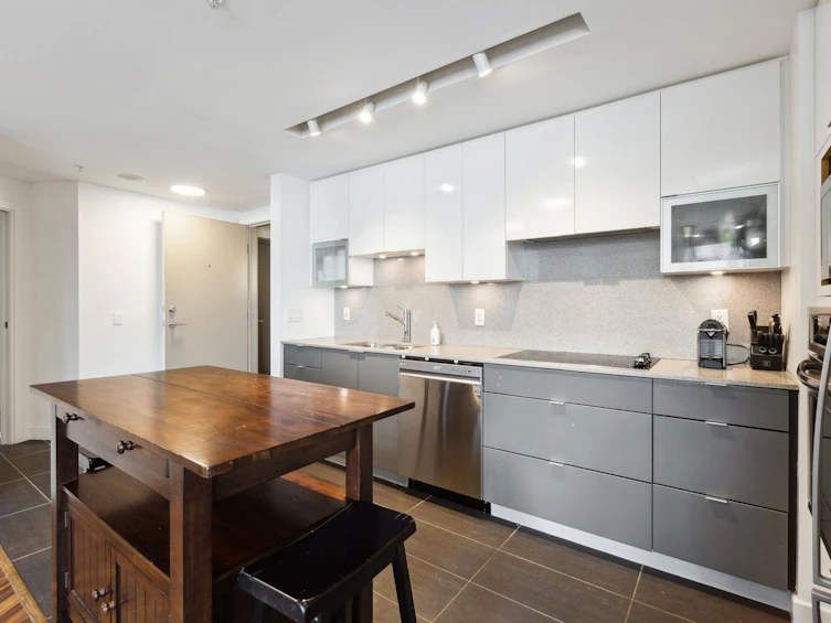 601-175 W 2nd Street, North Vancouver, BC, V7M 0A5 - 15