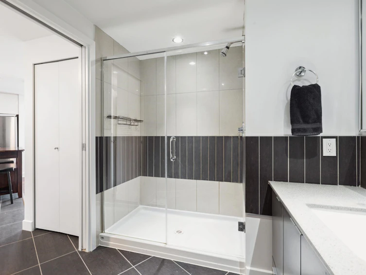 601-175 W 2nd Street, North Vancouver, BC, V7M 0A5 - 18