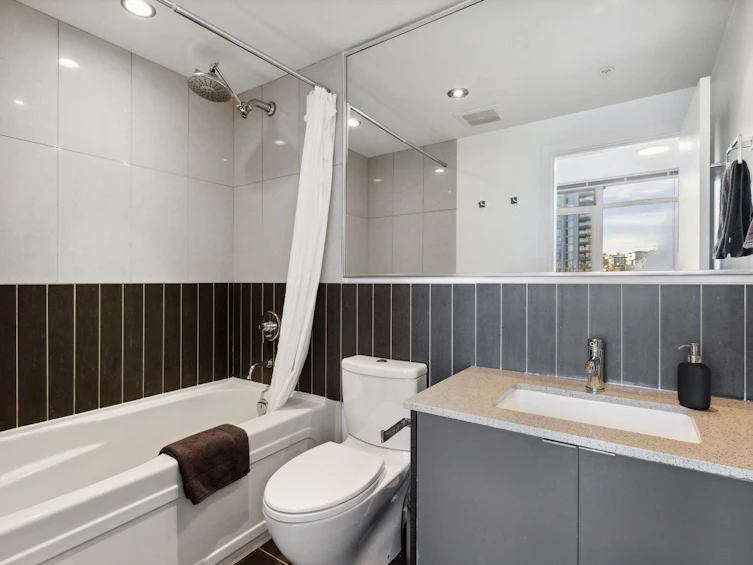 601-175 W 2nd Street, North Vancouver, BC, V7M 0A5 - 19