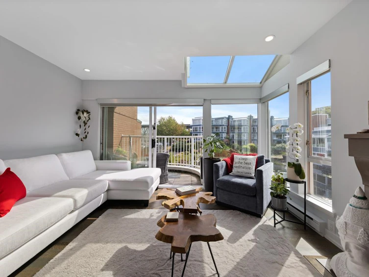 1594 Island Park Walk, Vancouver, BC, V6H 3Z8 - 3