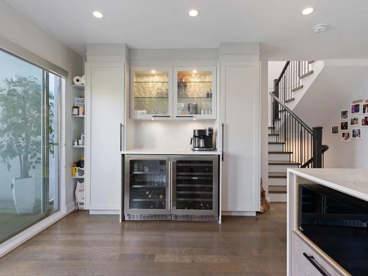 1594 Island Park Walk, Vancouver, BC, V6H 3Z8 - 11