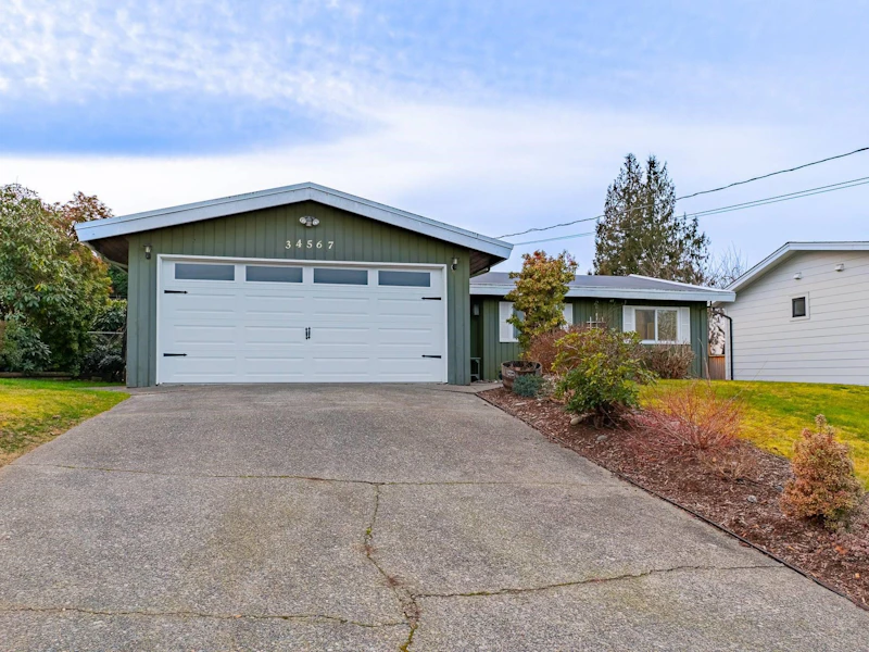 34567 Hurst Crescent, Abbotsford BC V2S 5B3