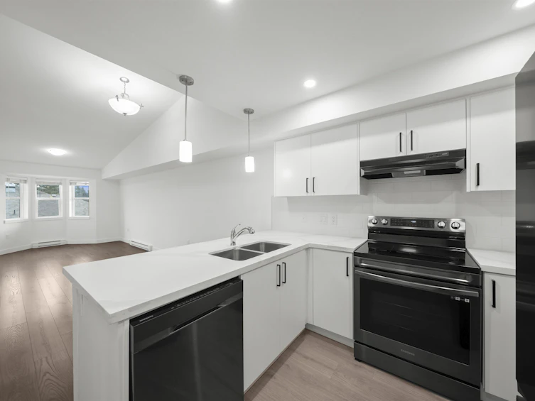 409-19730 56 Avenue, Langley, BC, V3A 3X6 - 2