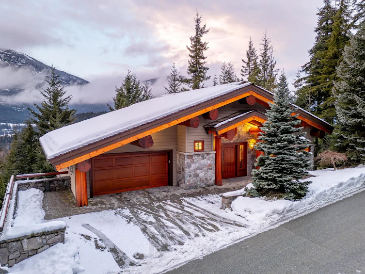 3826 Sunridge Drive, Whistler, BC, V8E 0W1 - 39