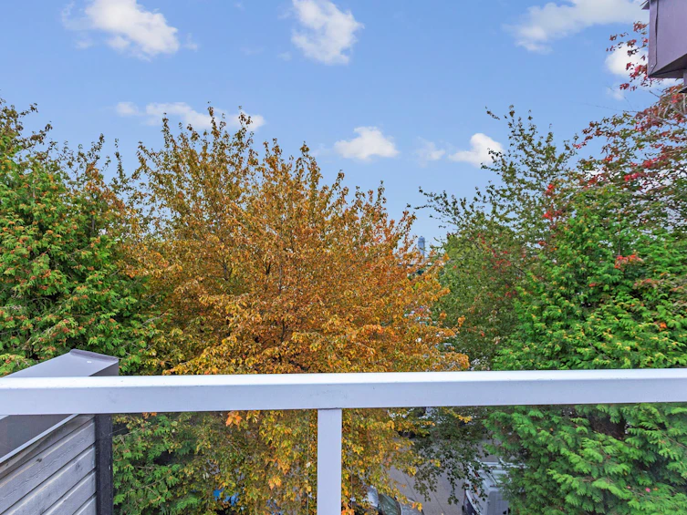 301-2001 Balsam Street, Vancouver, BC, V6K 4L6 - 18