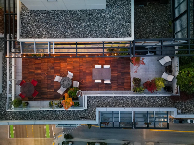 PH2301-188 E Esplanade Avenue, North Vancouver, BC, V7L 4Y1 - 3