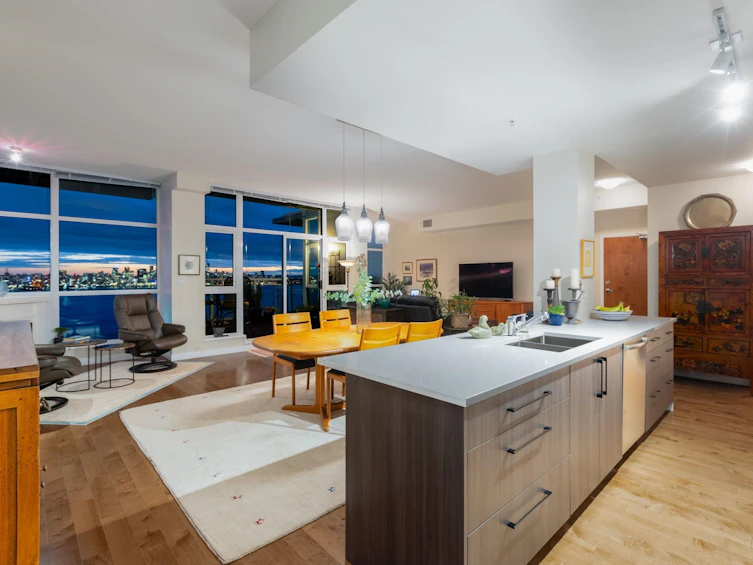 PH2301-188 E Esplanade Avenue, North Vancouver, BC, V7L 4Y1 - 8