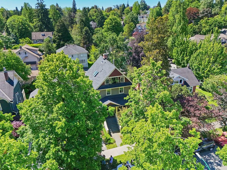 1110 W 15th Avenue, Vancouver, BC, V6H 1R6 - 38