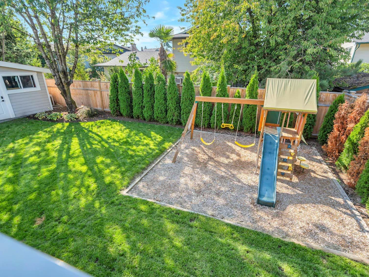 9283 212b Street, Langley, BC, V1M 1K9 - 32
