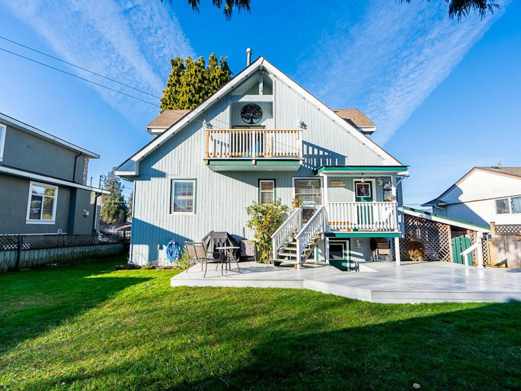 8464 15th Avenue, Burnaby, BC, V3N 1Y2 - 32