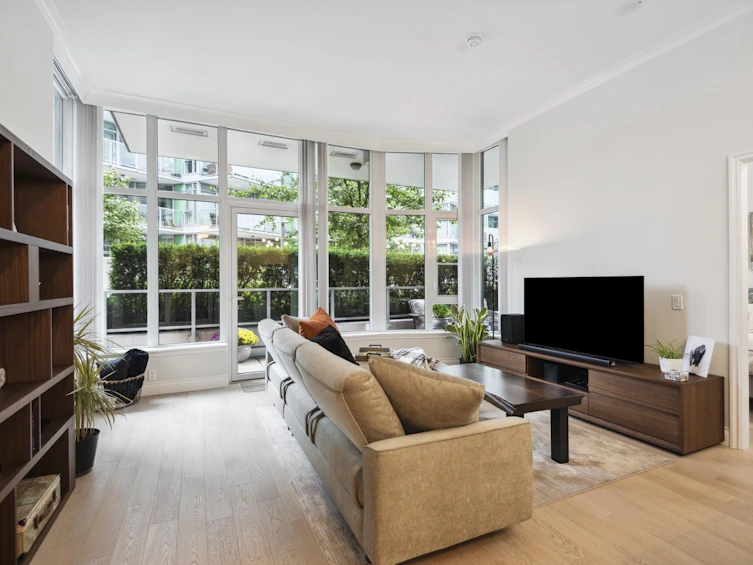 112-185 Victory Ship Way, North Vancouver, BC, V7L 0G2