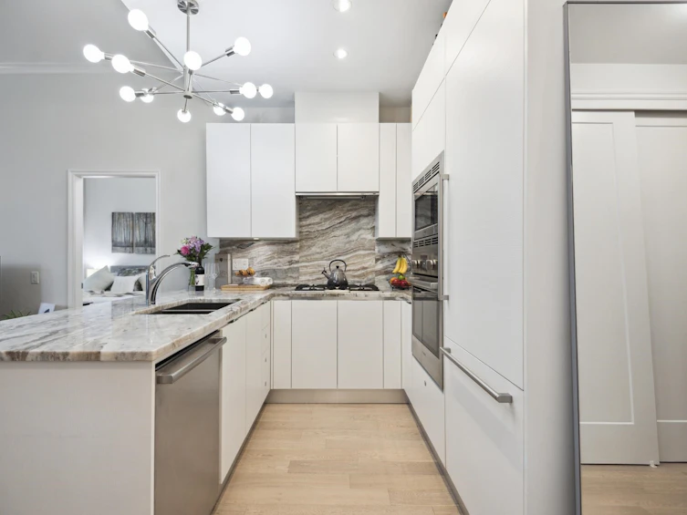 112-185 Victory Ship Way, North Vancouver, BC, V7L 0G2 - 8