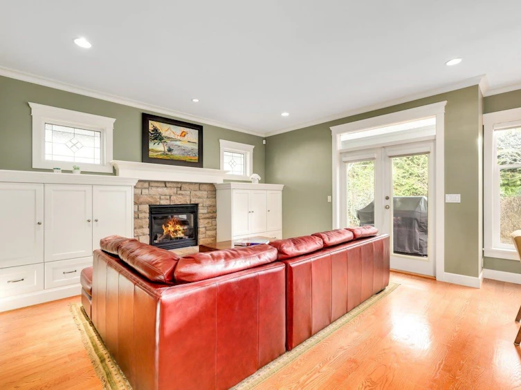 12368 21a Avenue, Surrey, BC, V4A 9Y7 - 9