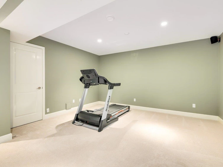 12368 21a Avenue, Surrey, BC, V4A 9Y7 - 28
