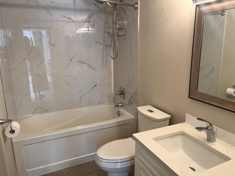 314-1740 Southmere Crescent, Surrey, BC, V4A 6E4 - 7