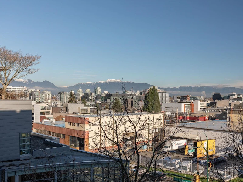 510 - 428 W 8th Avenue, Vancouver BC V5Y 1N9