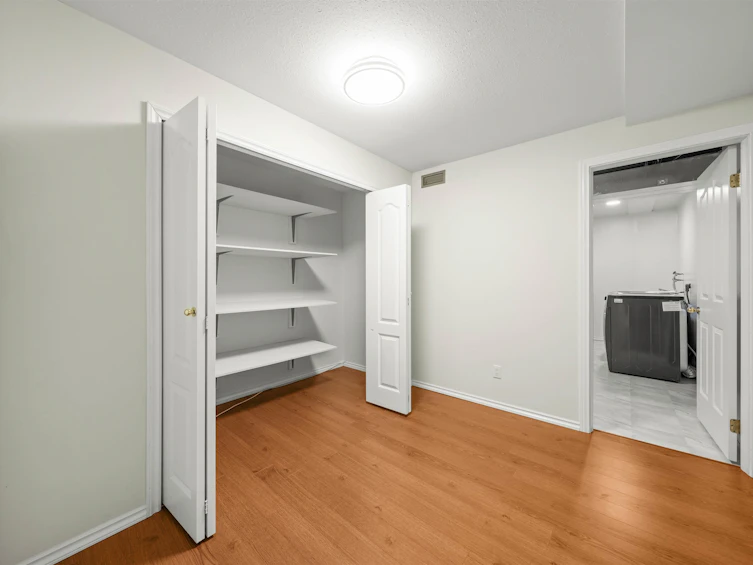 4138 St. Georges Avenue, North Vancouver, BC, V7N 1W8 - 25