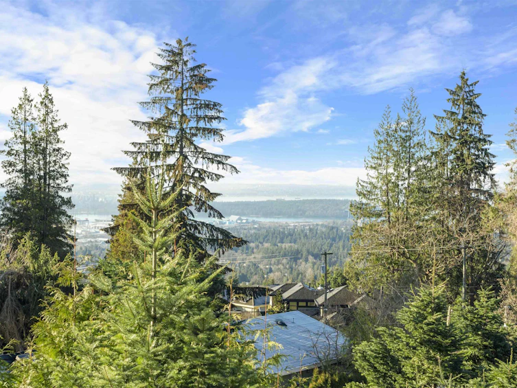 4138 St. Georges Avenue, North Vancouver, BC, V7N 1W8 - 30