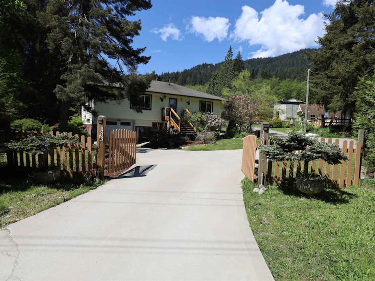 1803 Port Mellon Highway, Gibsons, BC, V0N 1V6 - 5