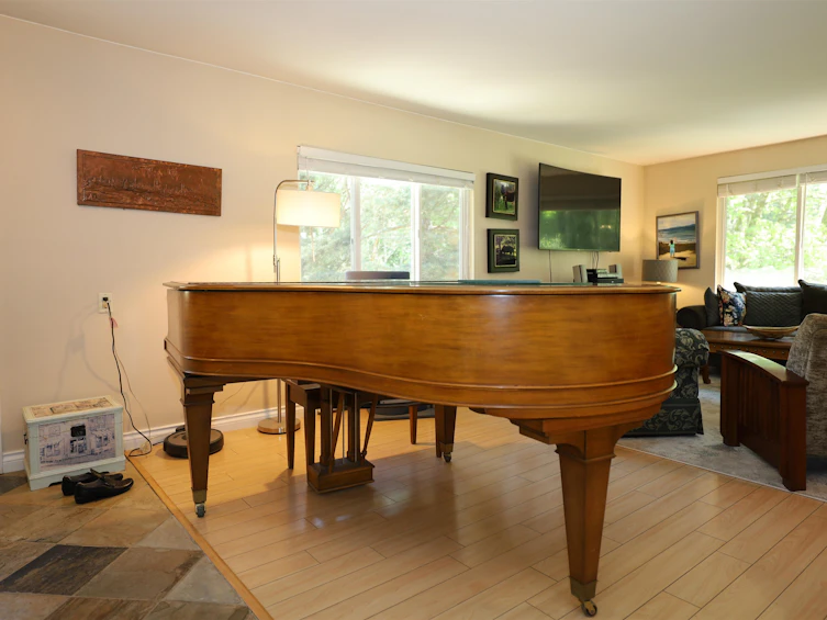 1803 Port Mellon Highway, Gibsons, BC, V0N 1V6 - 16