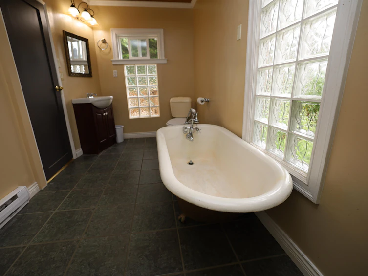 1803 Port Mellon Highway, Gibsons, BC, V0N 1V6 - 32