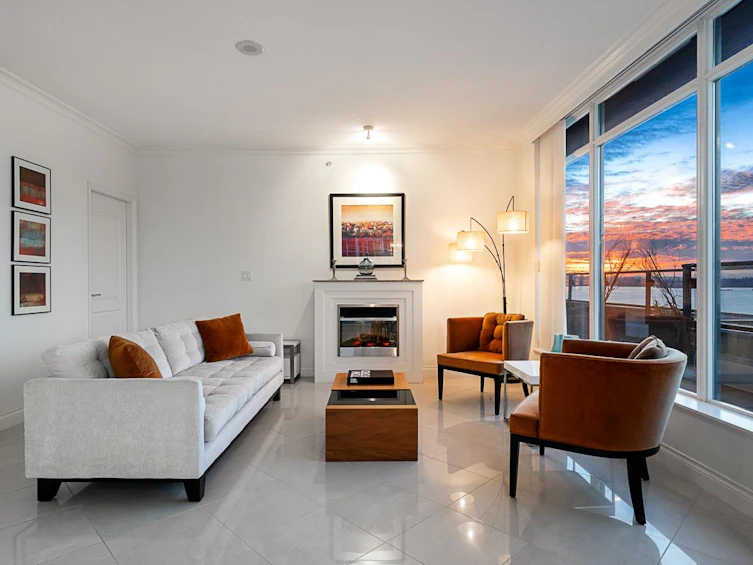 PH3-162 Victory Ship Way, North Vancouver, BC, V7L 0B4 - 4