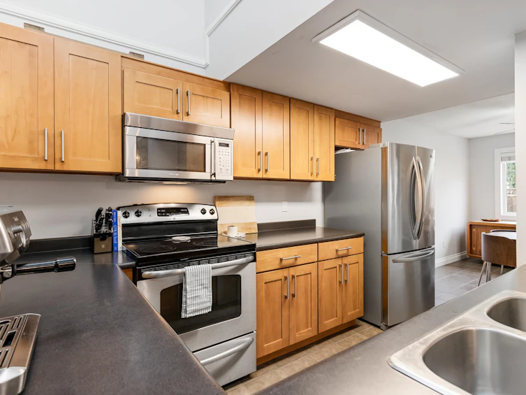 2146 Winston Court, Langley, BC, V2Y 1H5 - 9