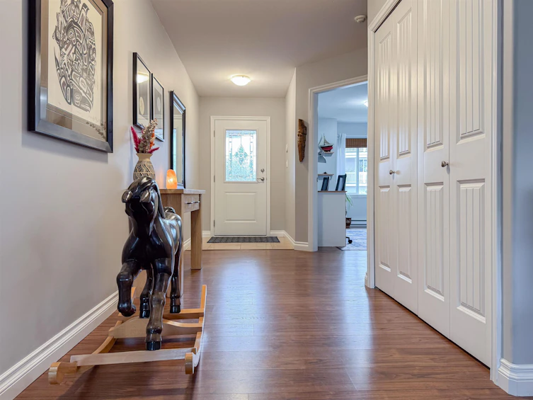 5796 Genni's Way, Sechelt, BC, V7Z 0N8 - 3