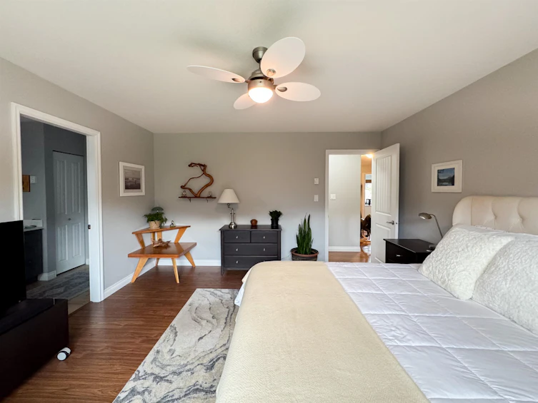 5796 Genni's Way, Sechelt, BC, V7Z 0N8 - 17