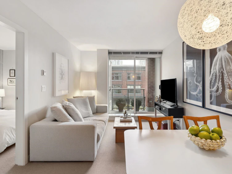321-1133 Homer Street, Vancouver, BC, V6B 0B1 - 2