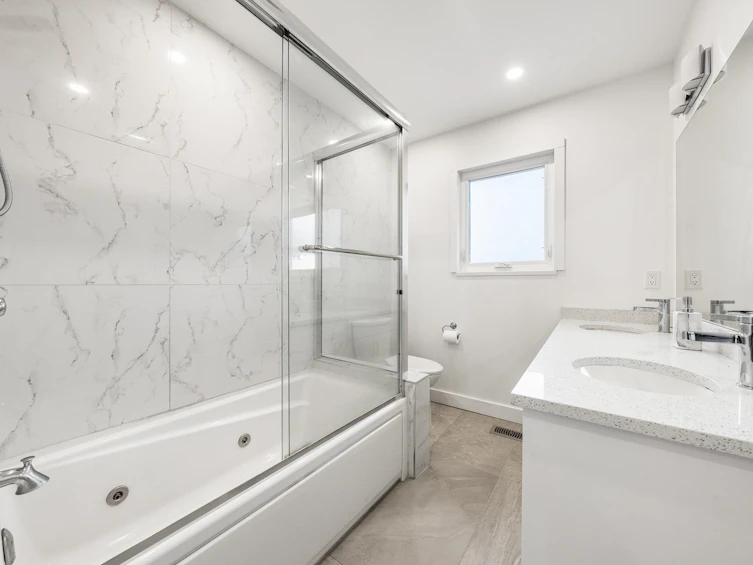 11345 136a Street, Surrey, BC, V3R 3C4 - 18