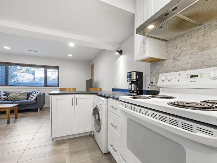 11345 136a Street, Surrey, BC, V3R 3C4 - 29