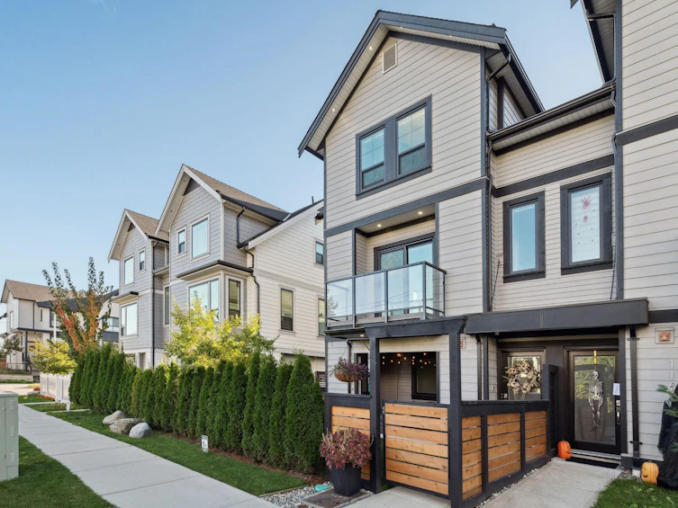 112 Jardine Street, New Westminster, BC, V3M 5M2 - 2