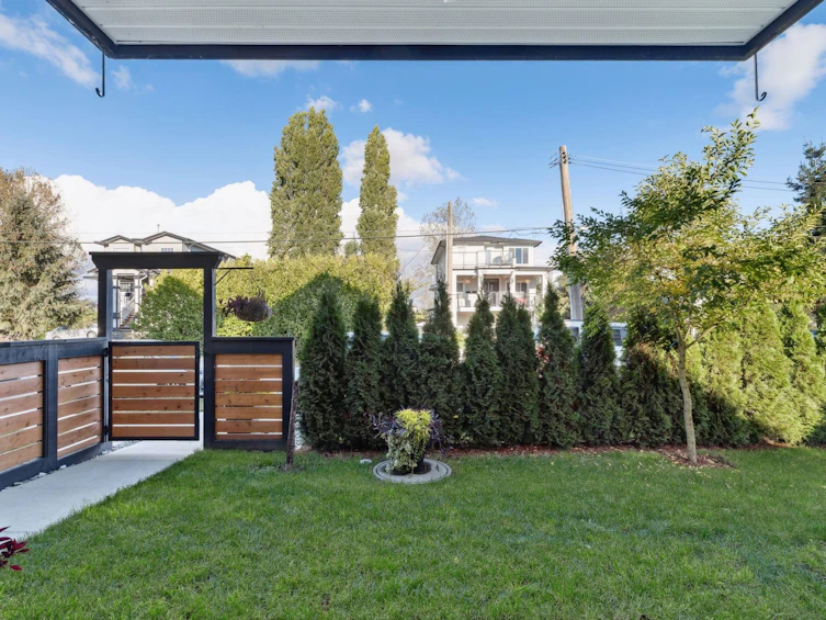 112 Jardine Street, New Westminster, BC, V3M 5M2 - 3