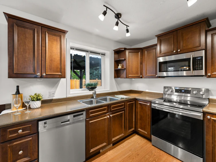 45216 Raven Place, Chilliwack, BC, V2R 2X1 - 6
